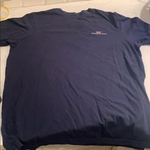 navy vineyard vines tee